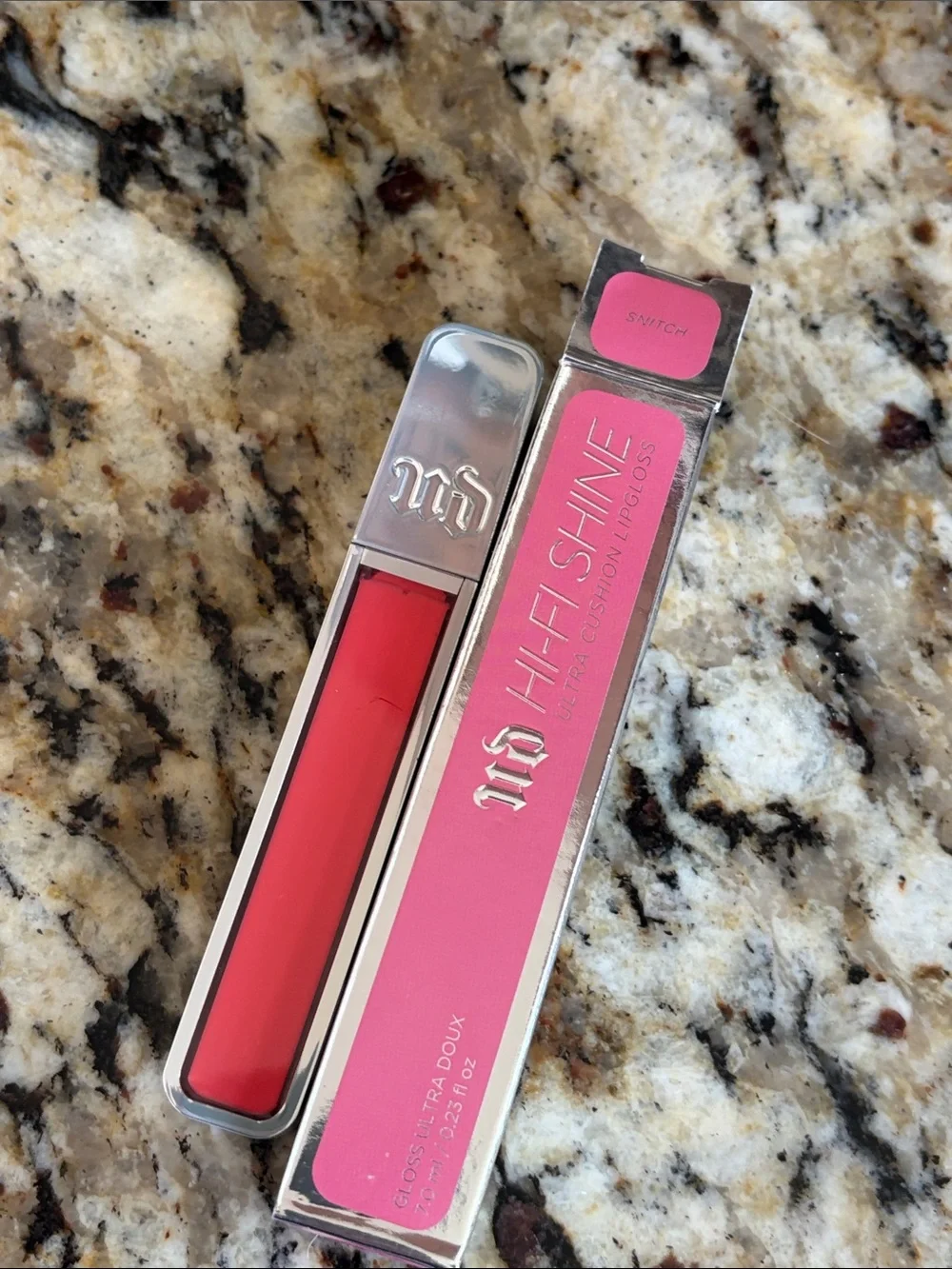 ⚡️🖤Urban Decay Snitch Hi Fi Ultra Cushion Lip Gloss